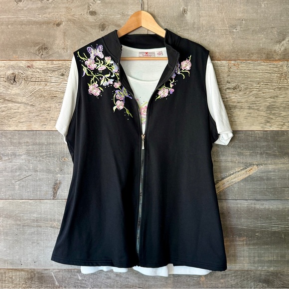NWOT Quacker Factory Embroidered Black Zip Vest White Tshirt Coord Set 1X Floral - Picture 1 of 15